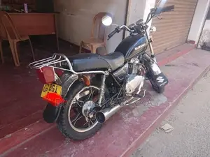Suzuki GN 125 2017