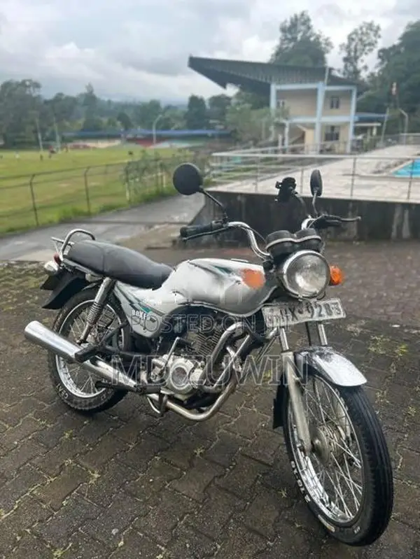 Bajaj Boxer 2003
