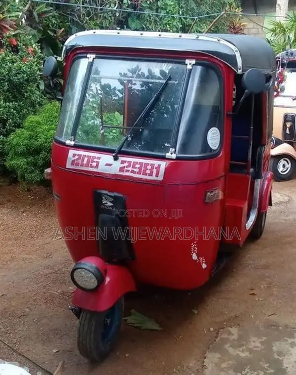 Bajaj RE 1998