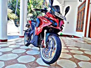 Bajaj Pulsar RS200 2015