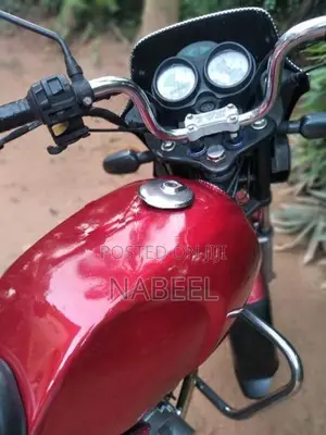 TVS Victor 2002