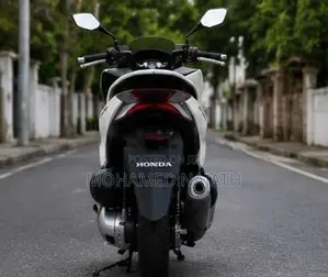 Honda PCX 2026