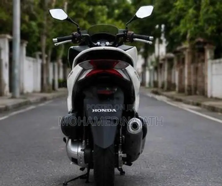 Honda PCX 2026
