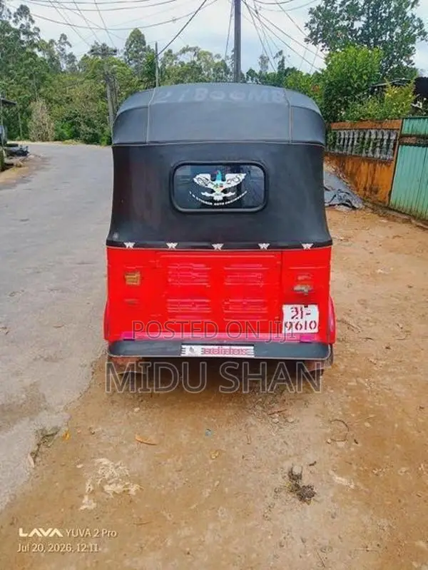 Bajaj RE 1998