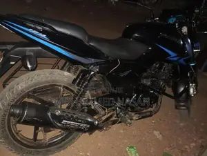 Bajaj Pulsar 180 2015