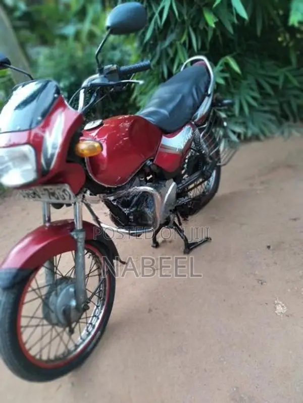 TVS Victor 2002