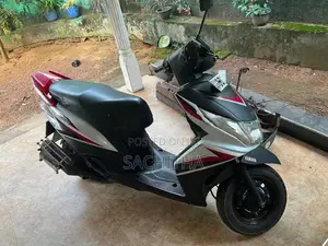 Yamaha Ray 2015