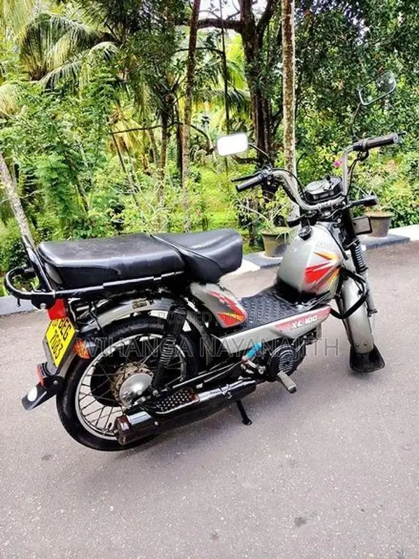 TVS XL 100 2016