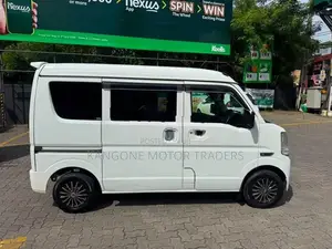 Suzuki Every DA 17 2017