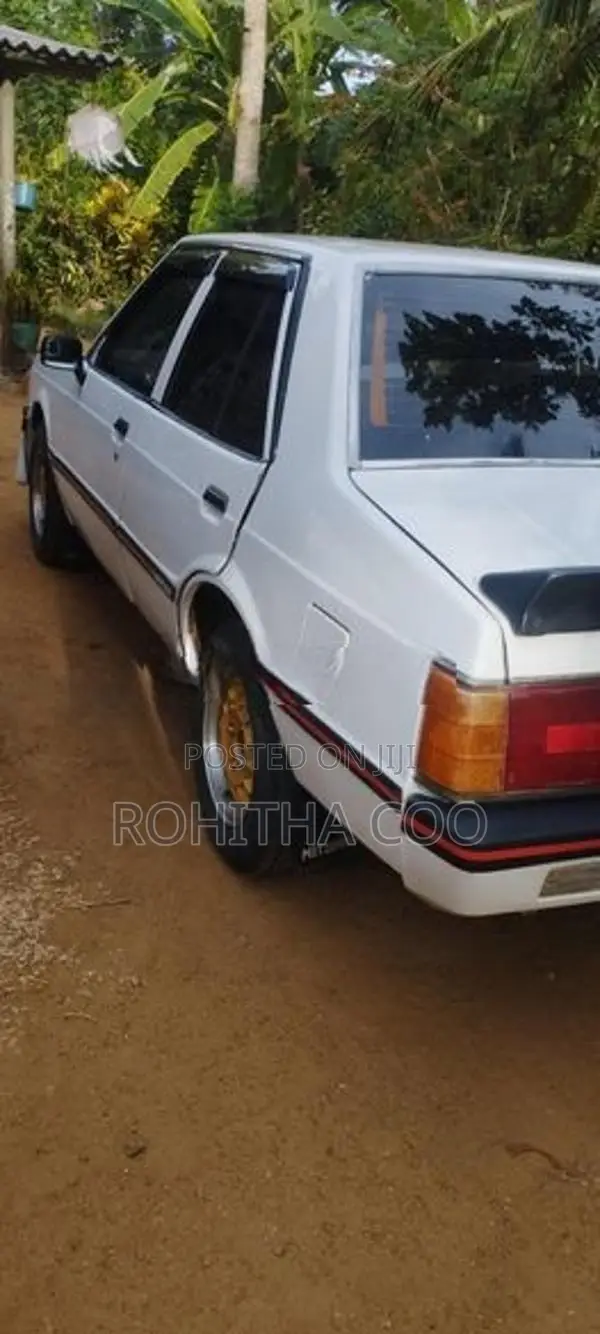 Mitsubishi Lancer Box 1982