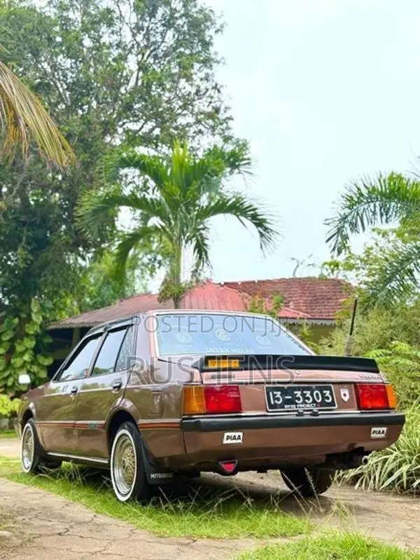 Mitsubishi Lancer Box 1980