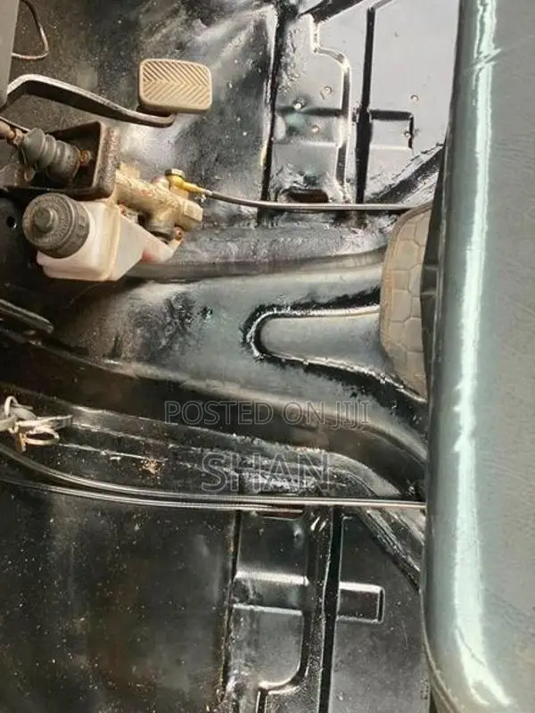 Bajaj RE 4 Stroke 2011