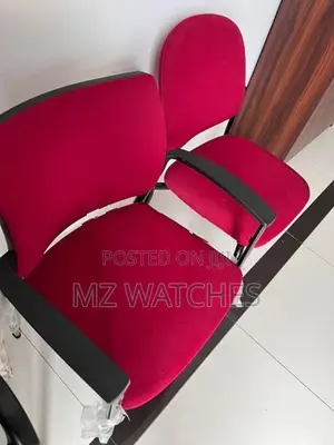 Damro Visitor Chairs