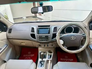 Toyota Fortuner 2006