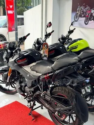 Hero Hunk 160R brand new 2026