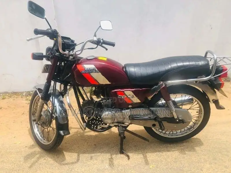 Hero CD 100 2001