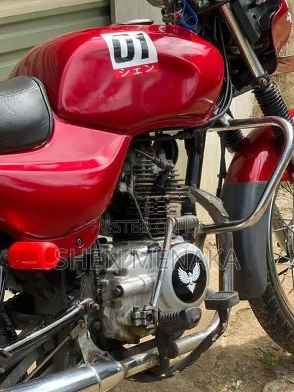 Bajaj CT100 2005