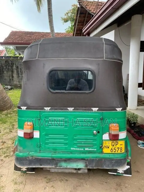 Bajaj RE 2006