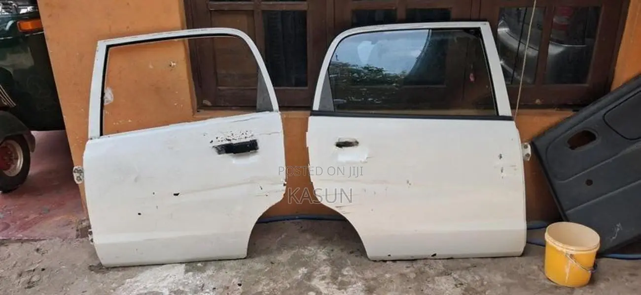 Suzuki Alto 4 Doors