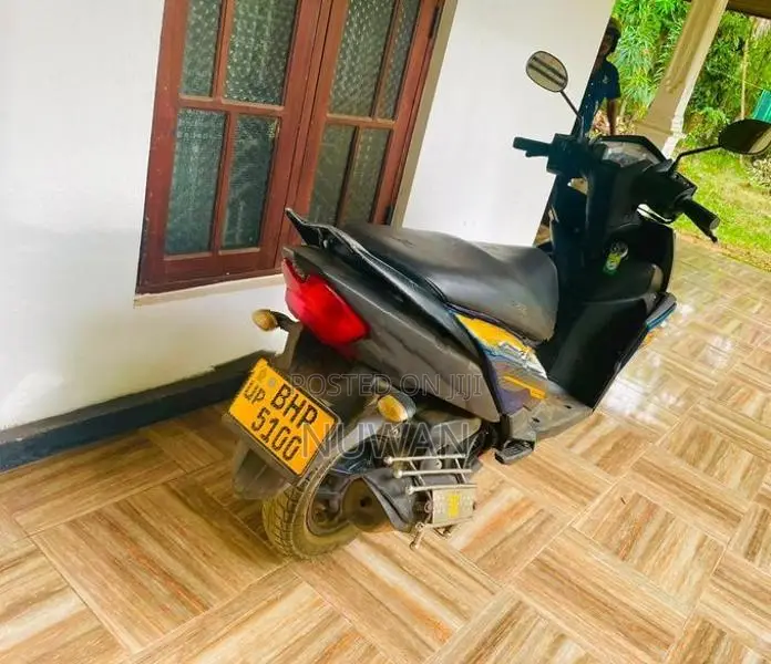 Yamaha Ray ZR 2018