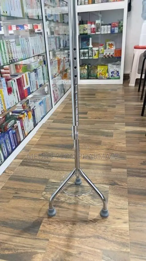 Walking Stick With 03 Legs