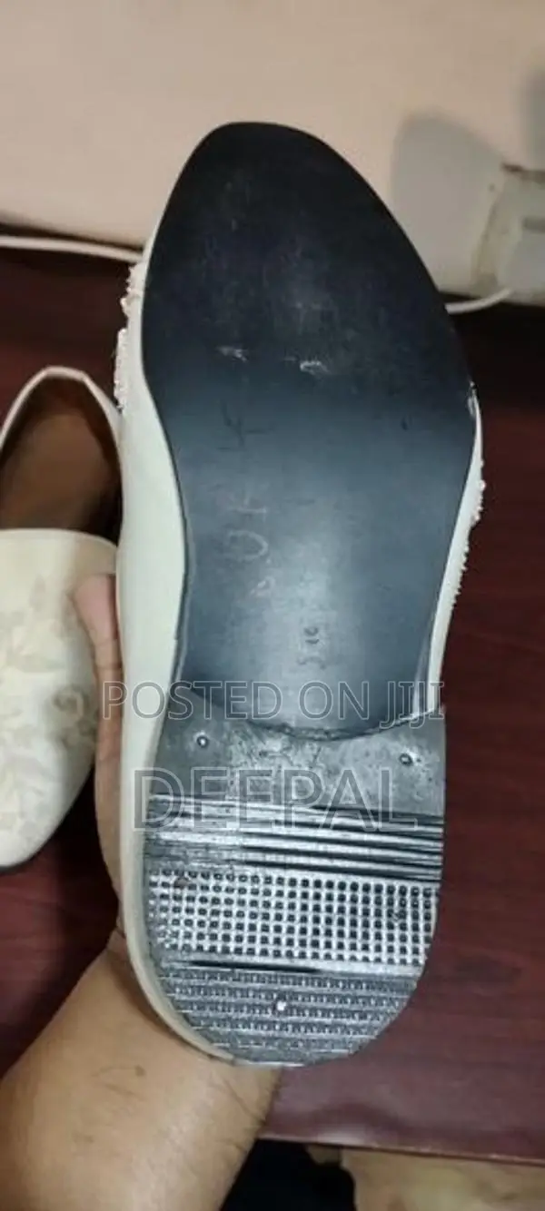Kurtha Shoes