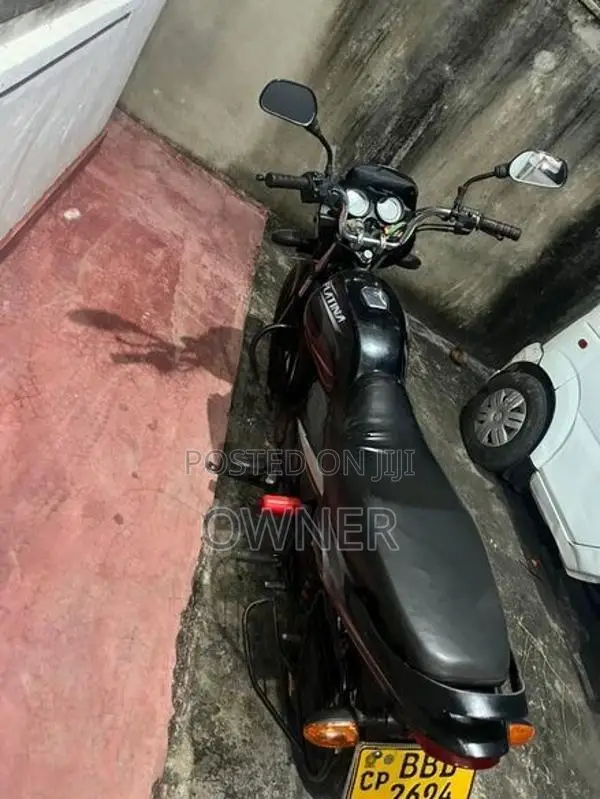 Bajaj Platina 100 2014