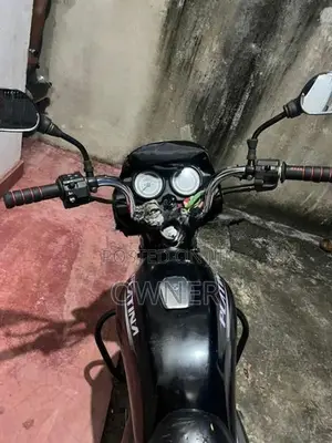 Bajaj Platina 100 2014