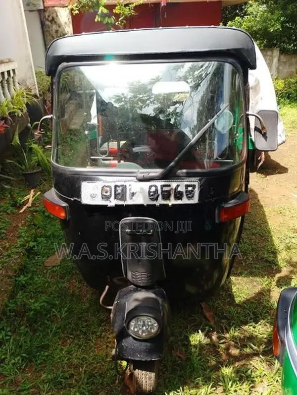 Bajaj RE 2009