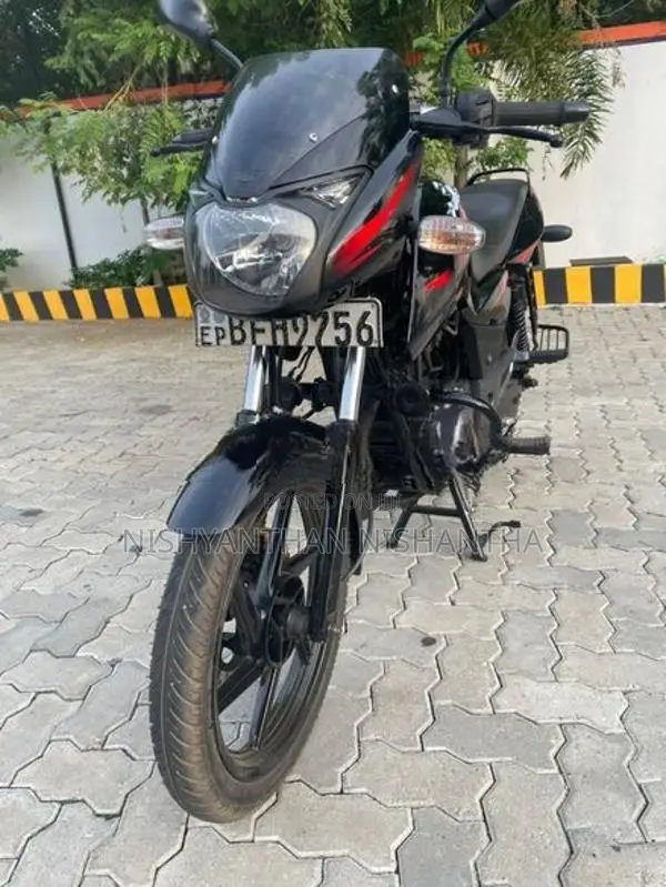 Bajaj Pulsar 150 2017