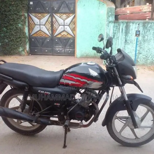 Honda CD 110 kick/self 2016