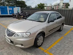 Nissan Sunny 2011
