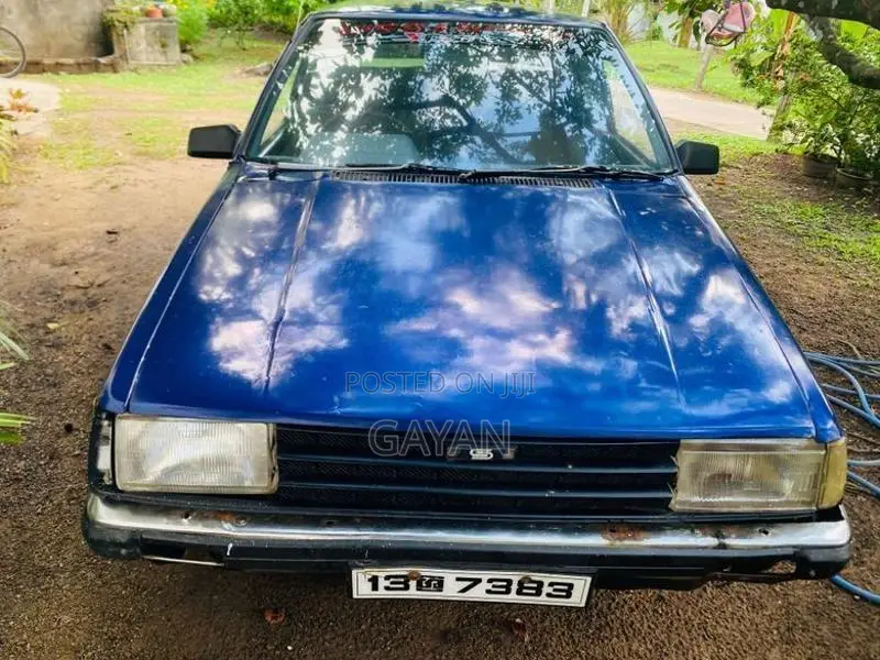 Nissan Sunny HB11 1983