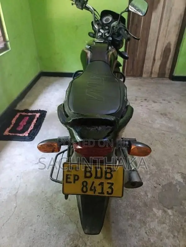Bajaj Platina 2015