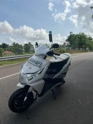 Honda Dio 2017