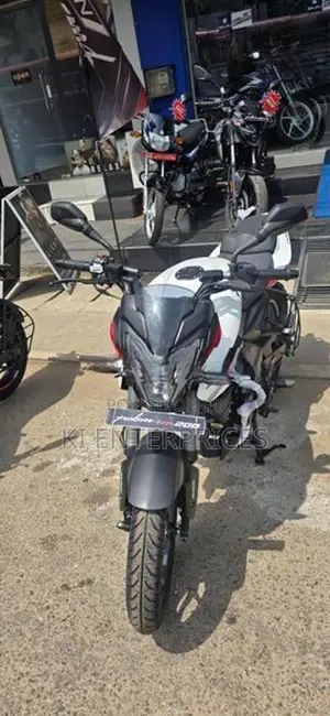 Bajaj Pulsar NS200 2026