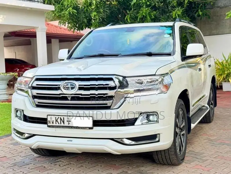 Toyota Land Cruiser V8 VX 2010