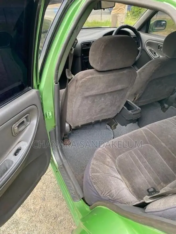 Nissan Sunny Super Saloon 1991