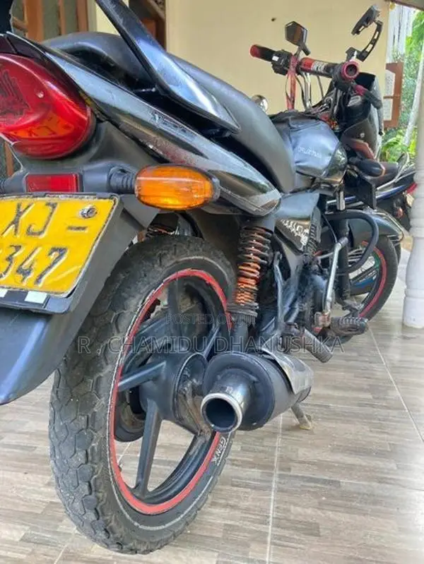 Bajaj Platina 2013