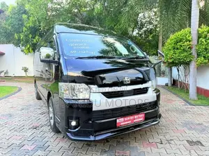 Toyota KDH 223-GDH High Roof 2025
