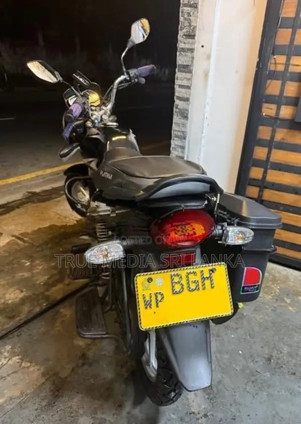 Bajaj Platina 2018