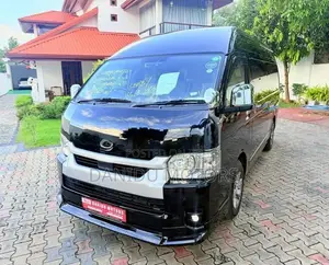 Toyota KDH 223-GDH High Roof 2025