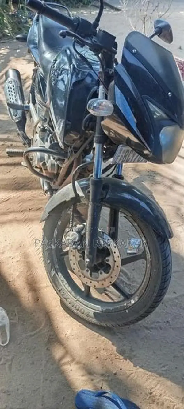 Bajaj Pulsar 150 2016