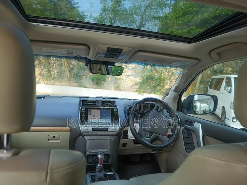 Toyota Land Cruiser Prado TX J150 2017