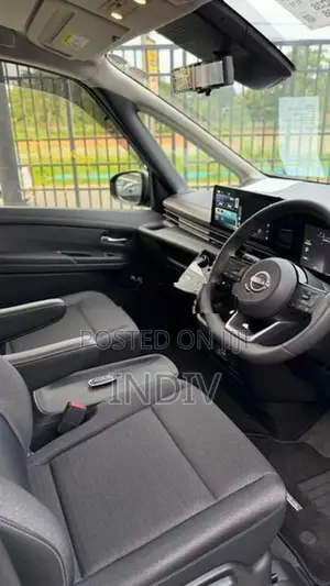 Nissan Serena 2025