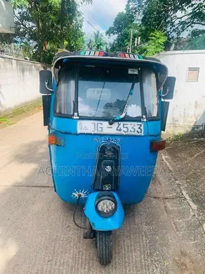 Bajaj RE 2004
