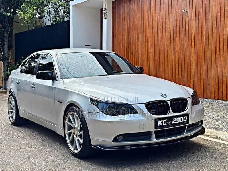 BMW 523i Luxury Line+Modified 2007