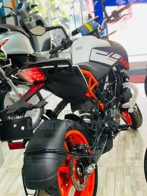 KTM Duke 160 2026