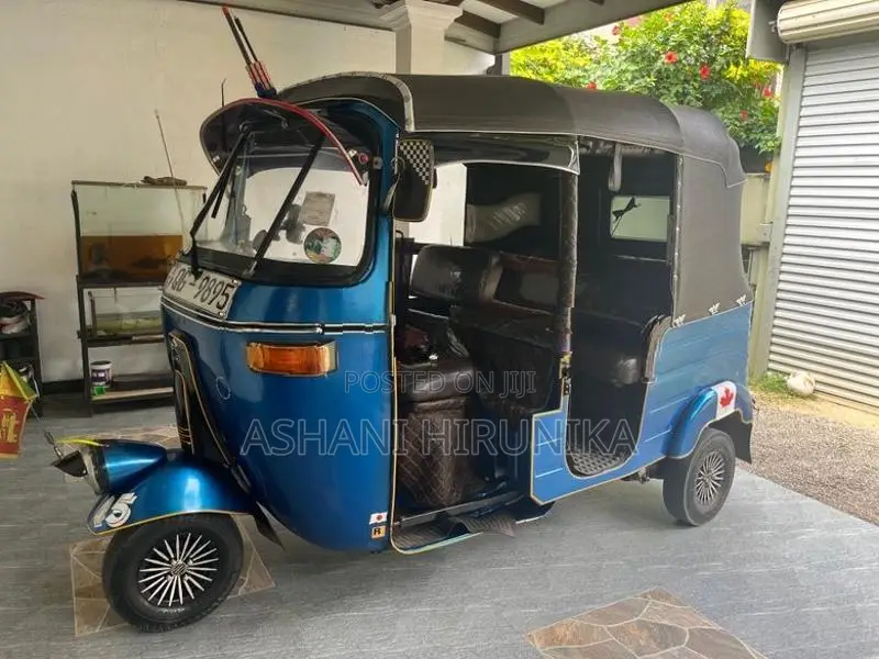 Bajaj RE 2 stroke 2006