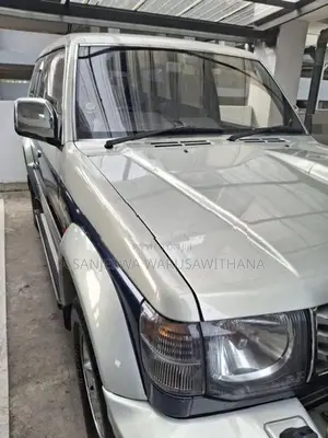 Mitsubishi Pajero 1996